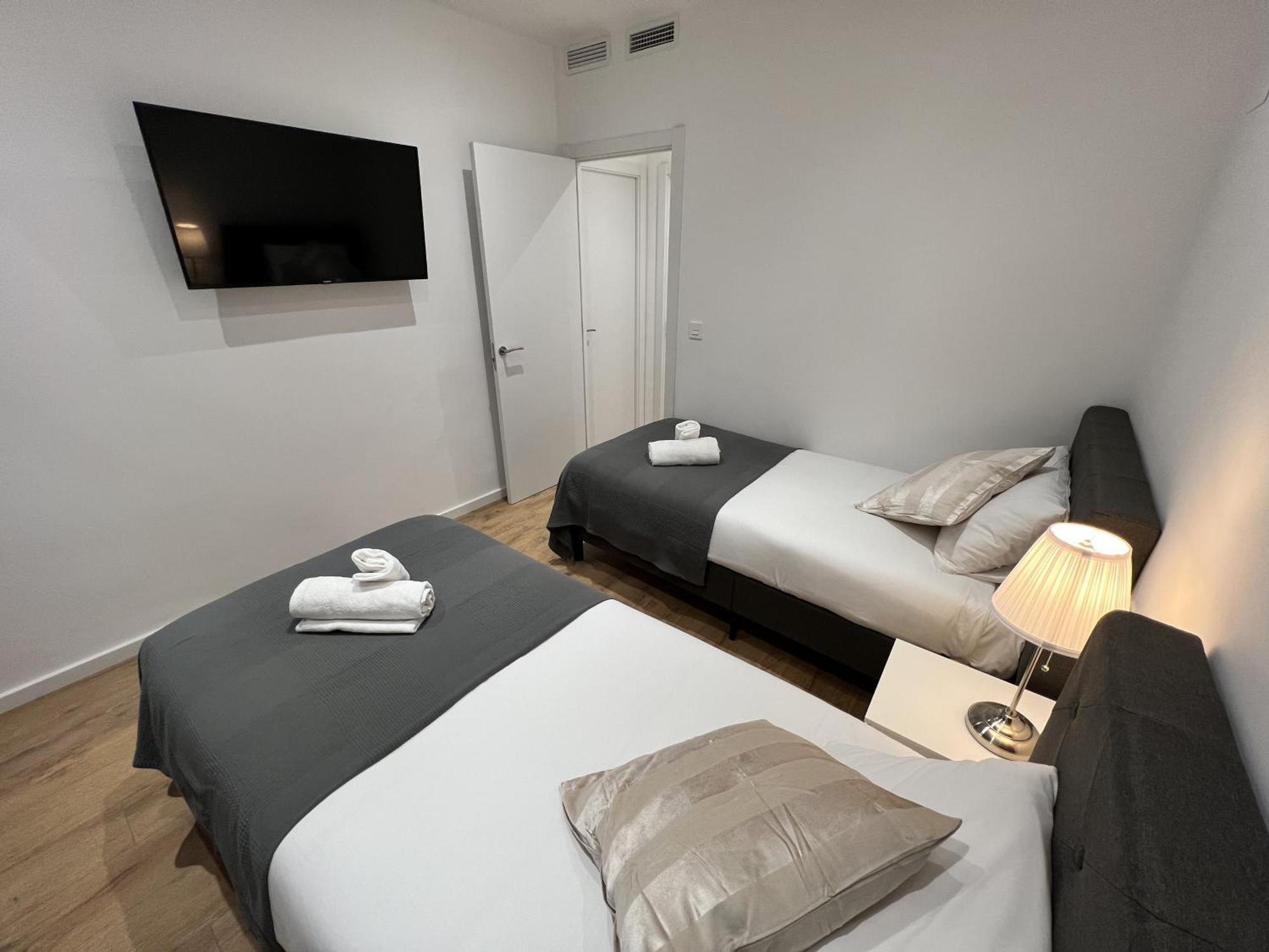 Apartamenticos Plaza Las Armas III Saragossa Exterior foto